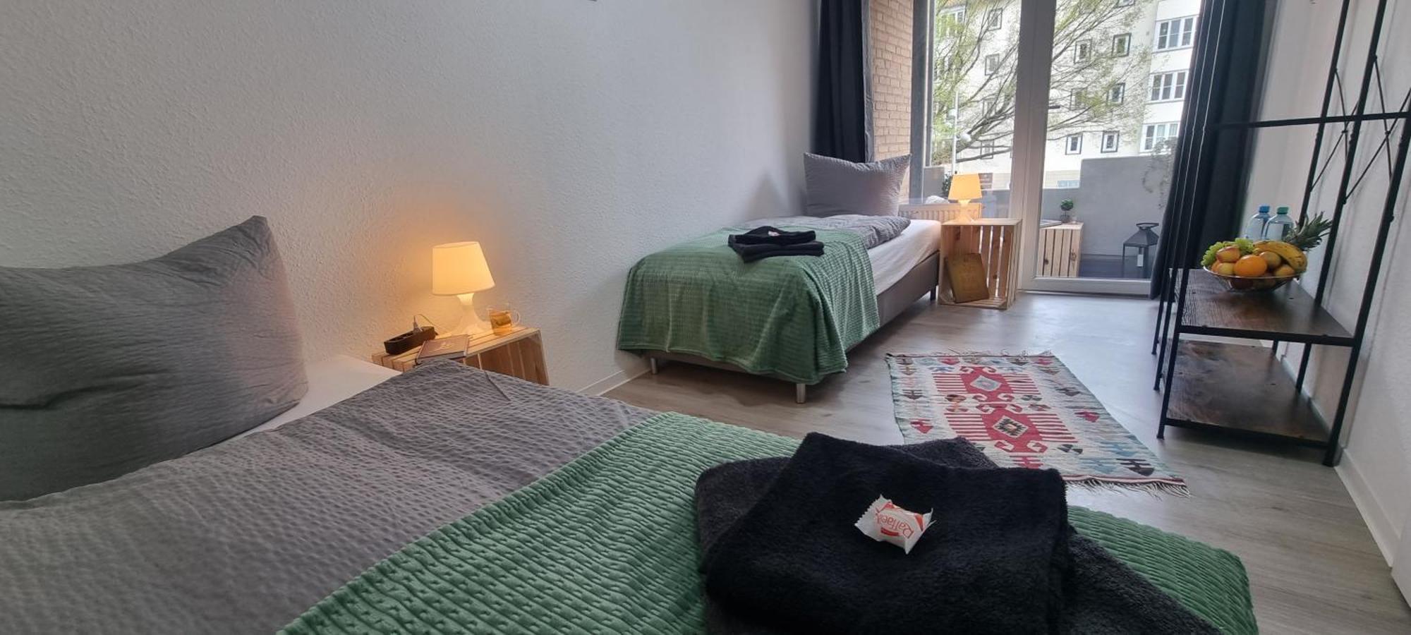 Dattel City Hannover Fewo Fur 4 Personen Privat-Parkplatz 5G Wlan & 24/7 Kontakt Exterior foto