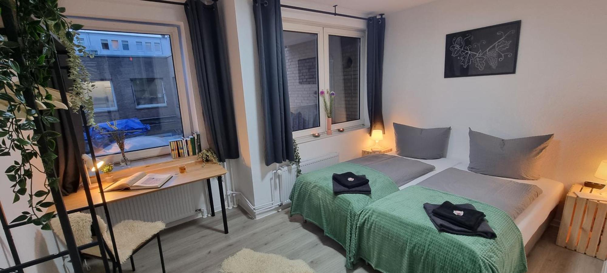 Dattel City Hannover Fewo Fur 4 Personen Privat-Parkplatz 5G Wlan & 24/7 Kontakt Exterior foto