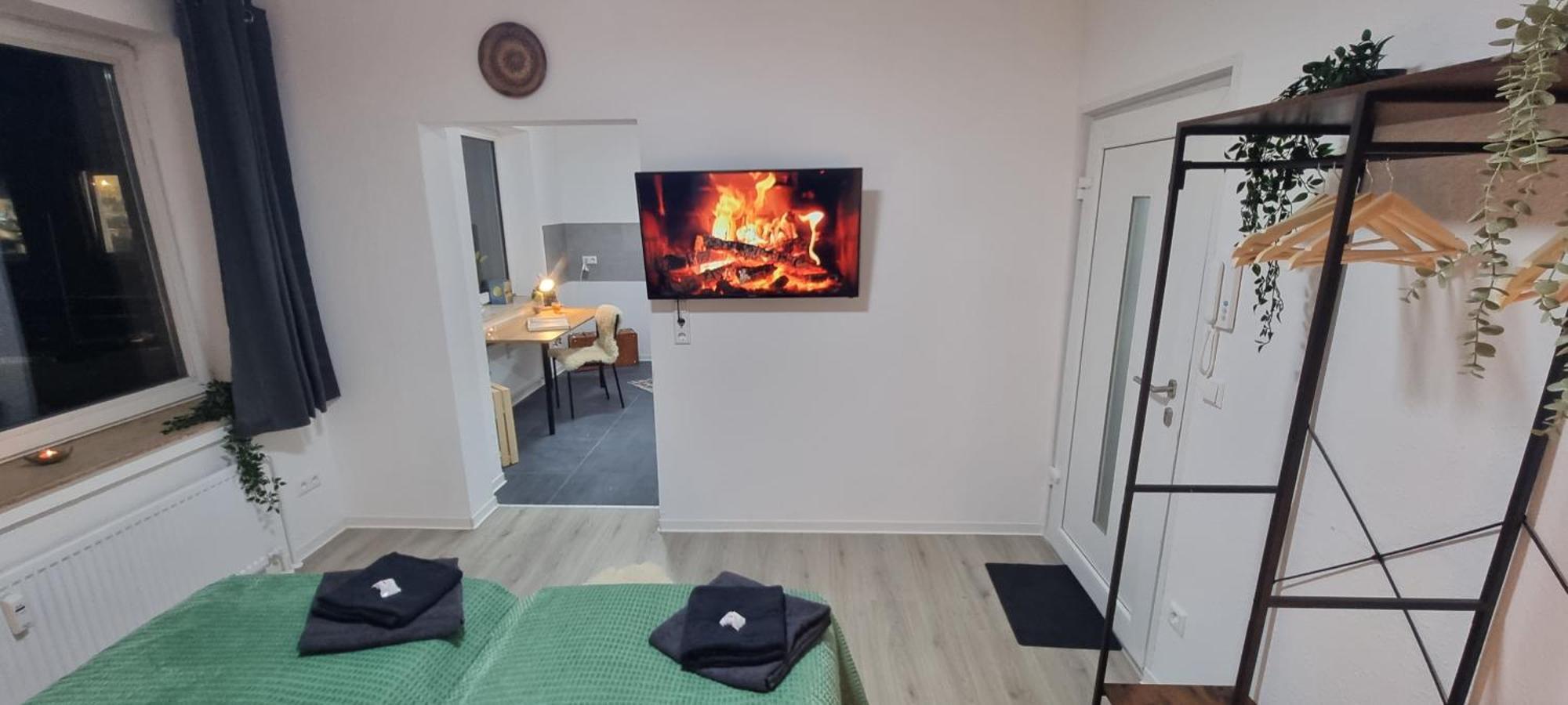 Dattel City Hannover Fewo Fur 4 Personen Privat-Parkplatz 5G Wlan & 24/7 Kontakt Exterior foto